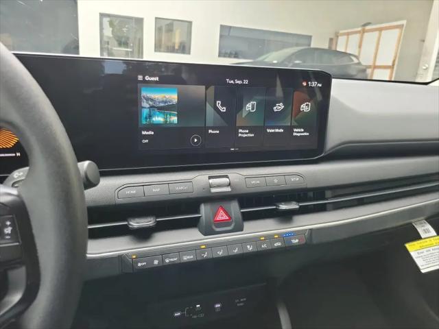 2025 Kia K4 LX