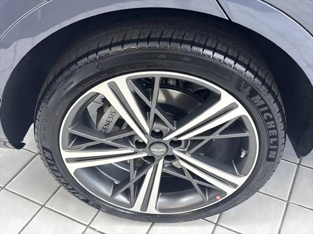 2027 Genesis GV80 3.5T e-SC Prestige