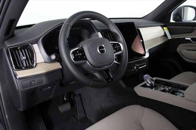 2026 Volvo XC90 Plus, B6 AWD Gas mild hybrid, Gasoline, Bright, 7 Seats