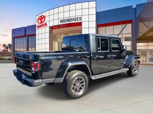2022 Jeep Gladiator Overland