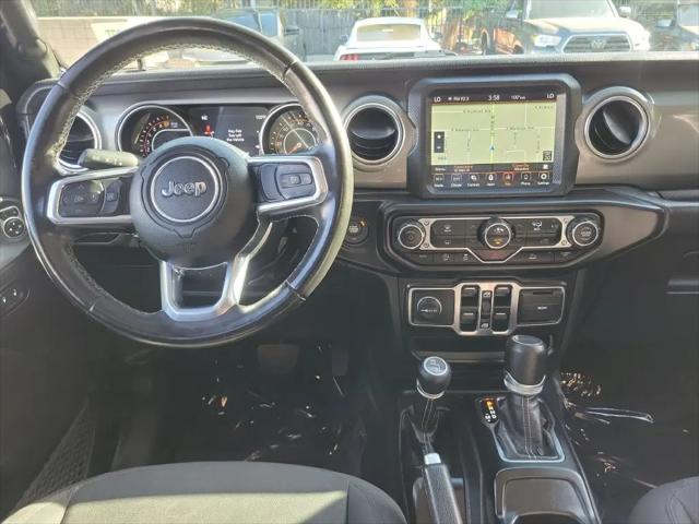 2022 Jeep Gladiator Overland