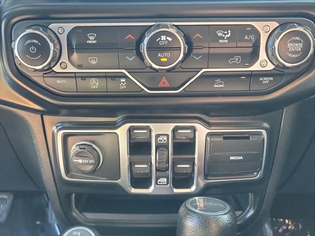 2022 Jeep Gladiator Overland