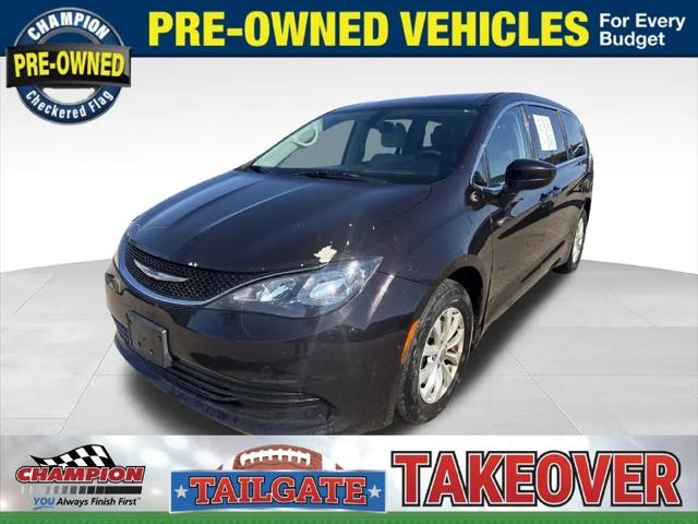 2017 Chrysler Pacifica Touring for sale in Lansing, MI
