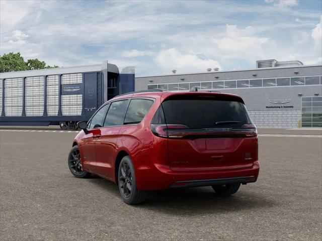 2027 Chrysler Pacifica Select AWD