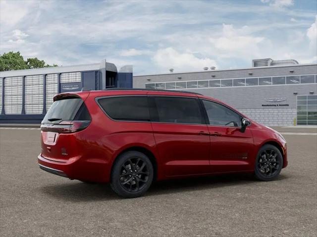 2027 Chrysler Pacifica Select AWD