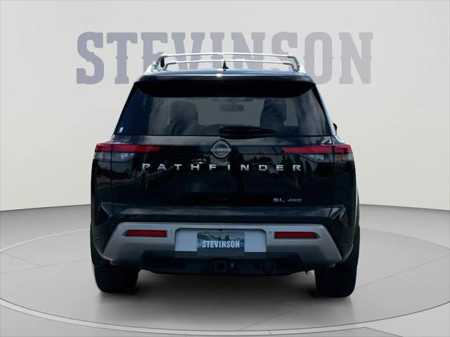 2022 Nissan Pathfinder SL 4WD
