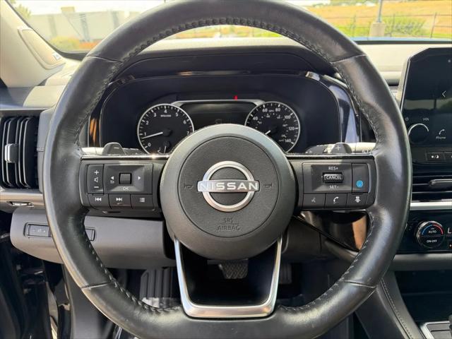 2022 Nissan Pathfinder SL 4WD
