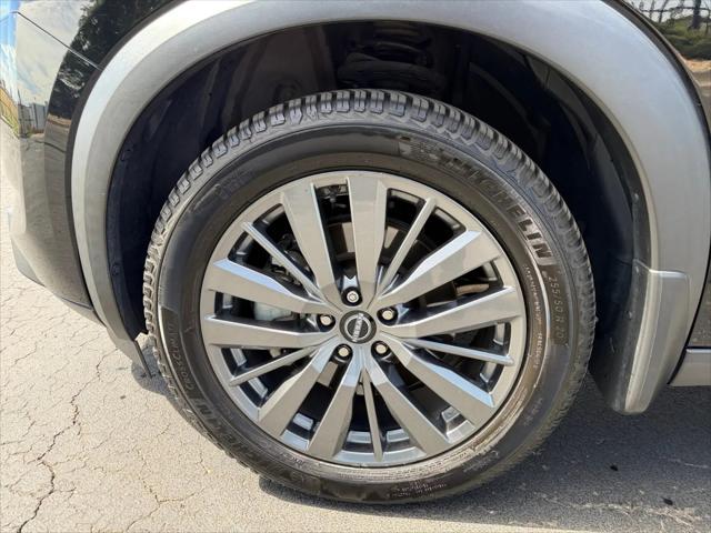 2022 Nissan Pathfinder SL 4WD