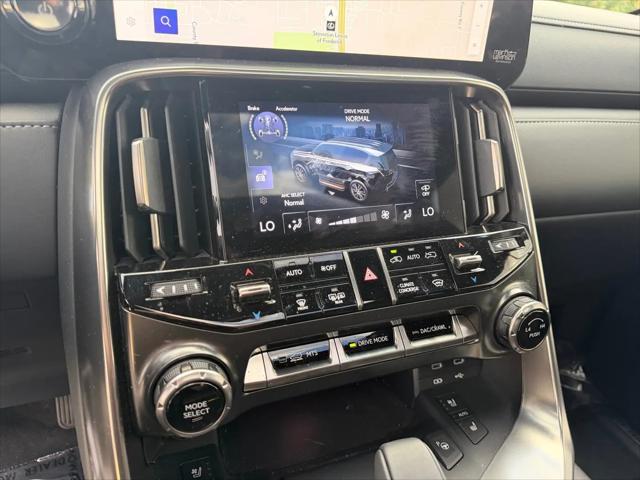 2025 Lexus LX Luxury