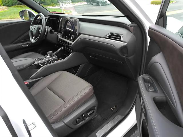 2026 Lexus TX 350 Premium