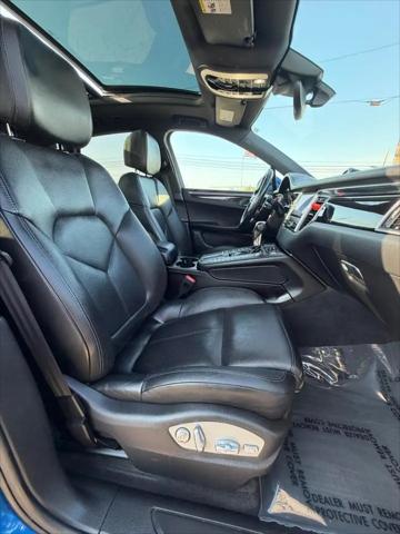 2017 Porsche Macan Macan