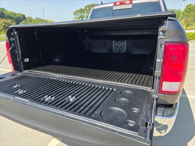 2018 Ram 1500 Big Horn Crew Cab 4x4 57 Box
