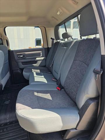 2018 Ram 1500 Big Horn Crew Cab 4x4 57 Box