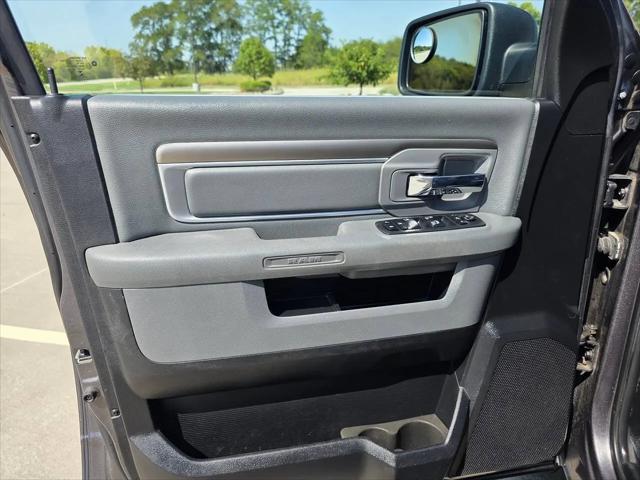 2018 Ram 1500 Big Horn Crew Cab 4x4 57 Box