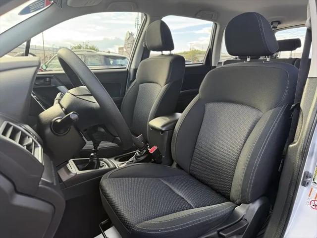 2016 Subaru Forester 2.5i
