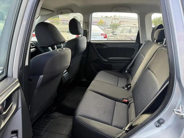 2016 Subaru Forester 2.5i