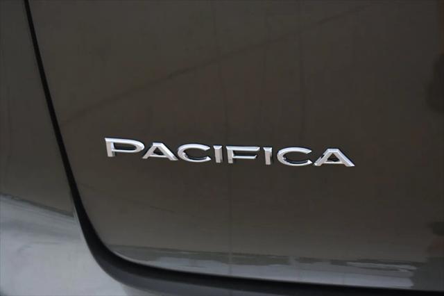 2027 Chrysler Pacifica Limited AWD