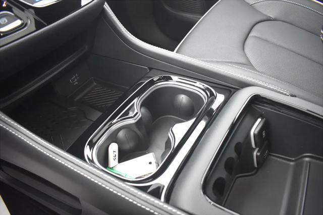 2027 Chrysler Pacifica Limited AWD