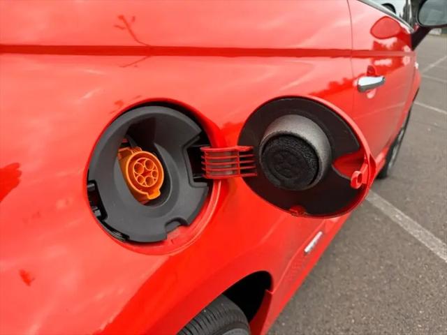 2015 Fiat 500e Battery Electric