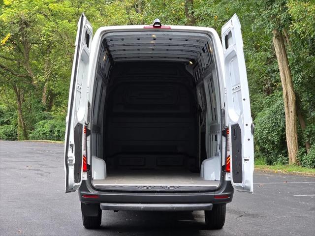 2024 Mercedes-Benz Sprinter Cargo Van High Roof