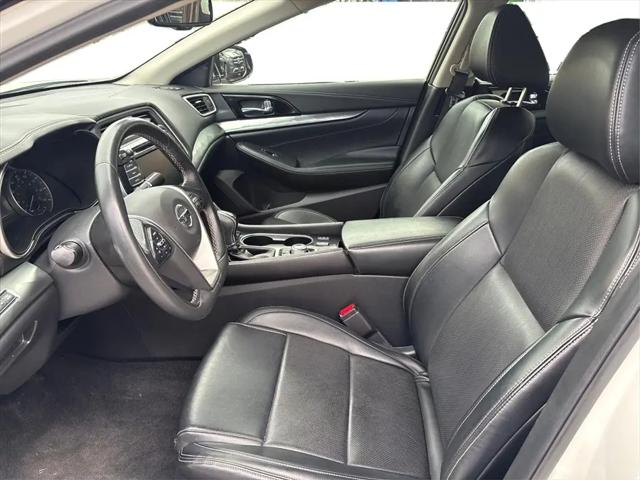 2021 Nissan Maxima SV