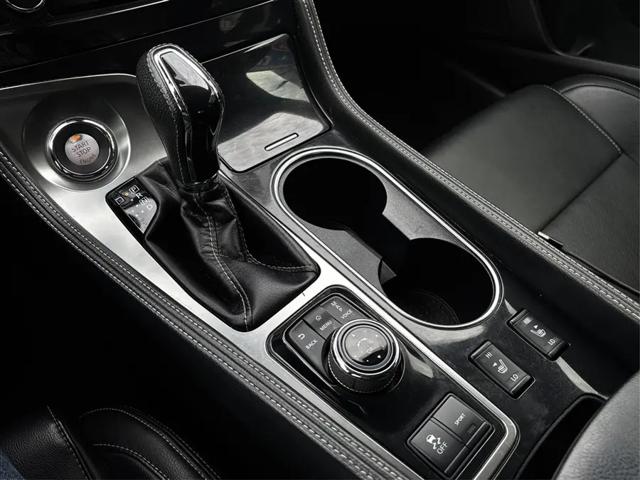 2021 Nissan Maxima SV