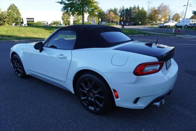 2018 Fiat 124 Spider Abarth