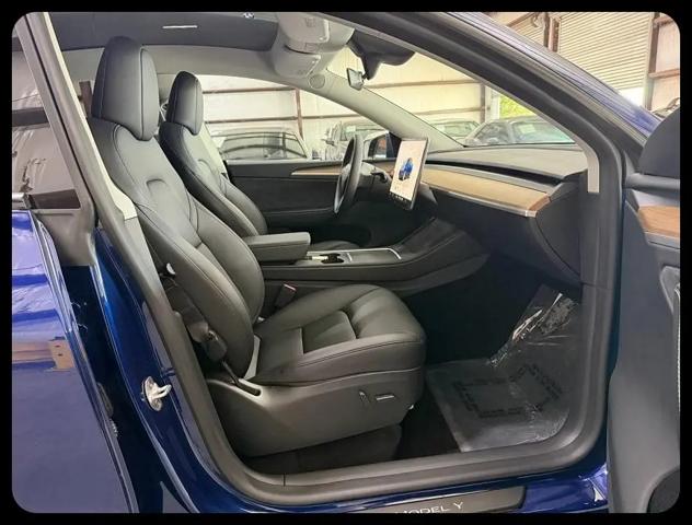 2023 Tesla Model Y Long Range Dual Motor All-Wheel Drive