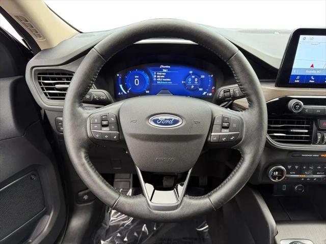 2020 Ford Escape Titanium Hybrid