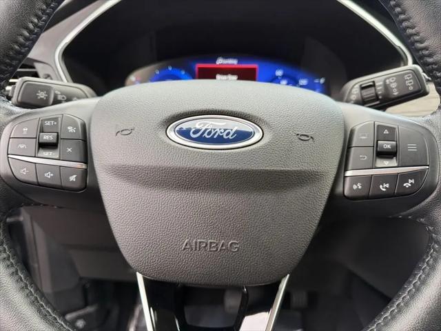 2020 Ford Escape Titanium Hybrid