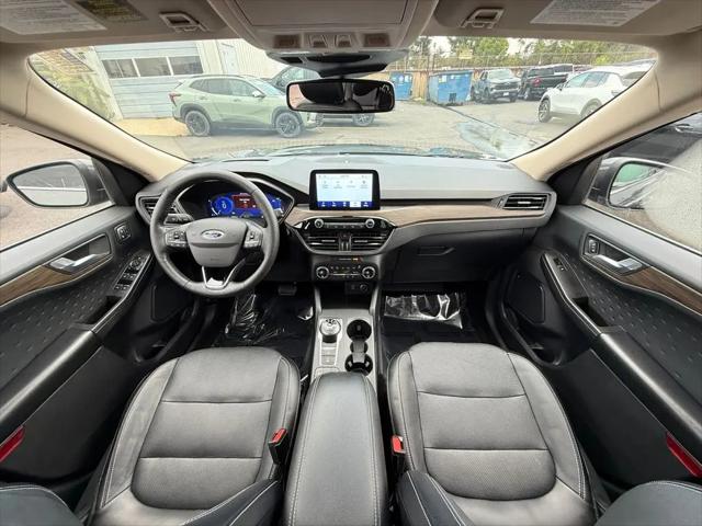 2020 Ford Escape Titanium Hybrid
