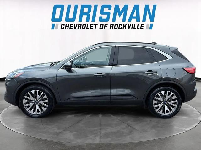 2020 Ford Escape Titanium Hybrid