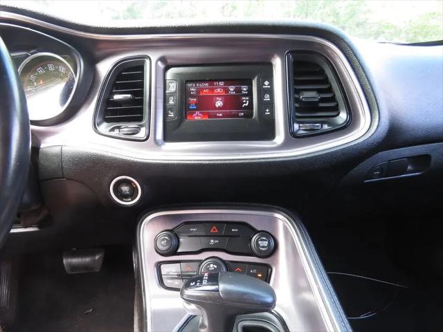 2016 Dodge Challenger SXT