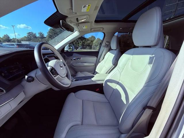 2025 Volvo XC90 B5 Ultra