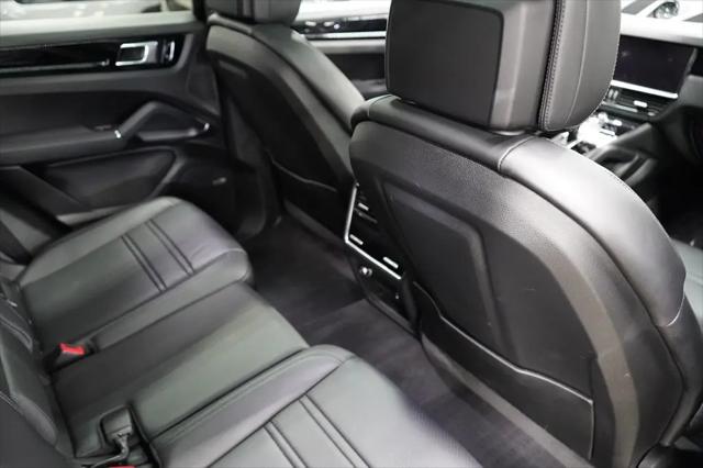 2021 Porsche Cayenne Cayenne