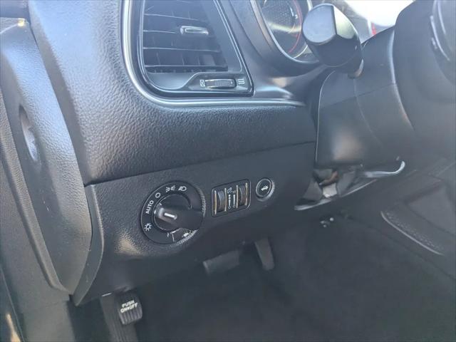 2016 Dodge Challenger SXT
