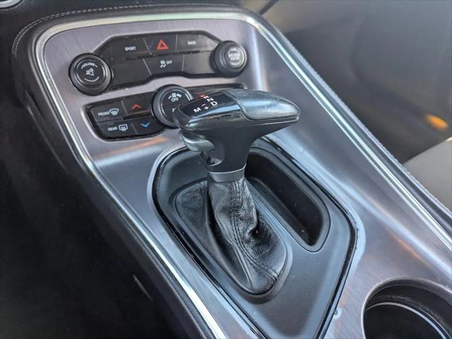 2016 Dodge Challenger SXT