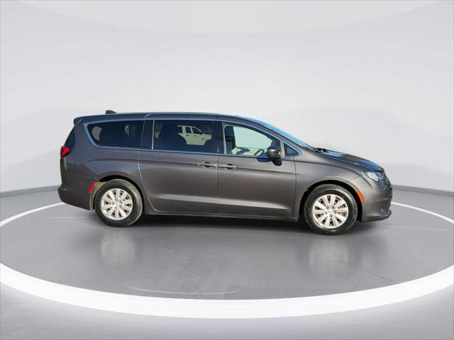 2019 Chrysler Pacifica L