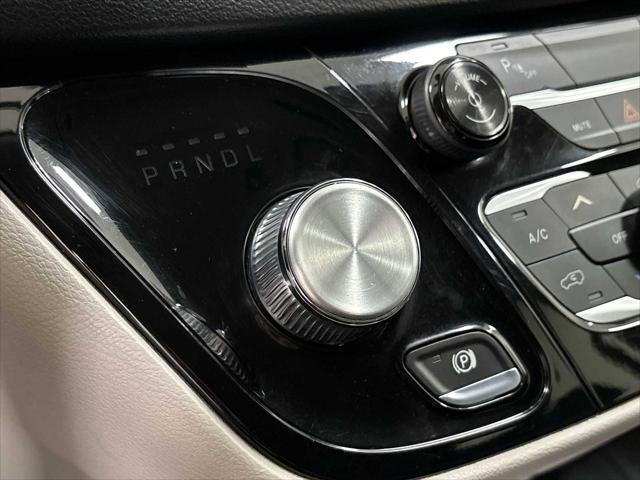 2019 Chrysler Pacifica L