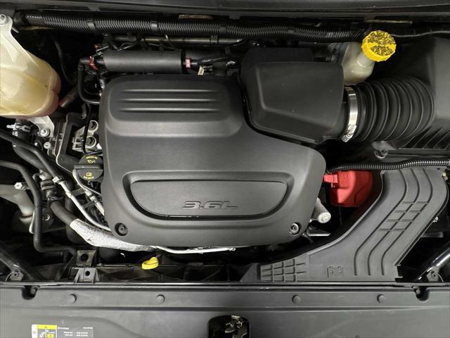 2019 Chrysler Pacifica L