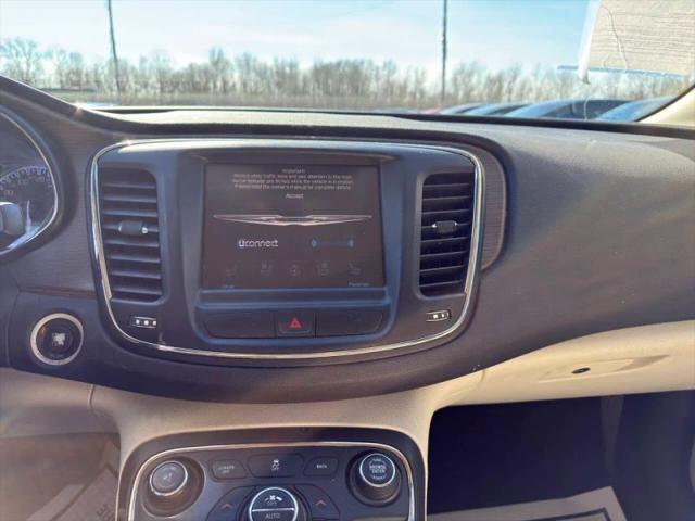2015 Chrysler 200 C