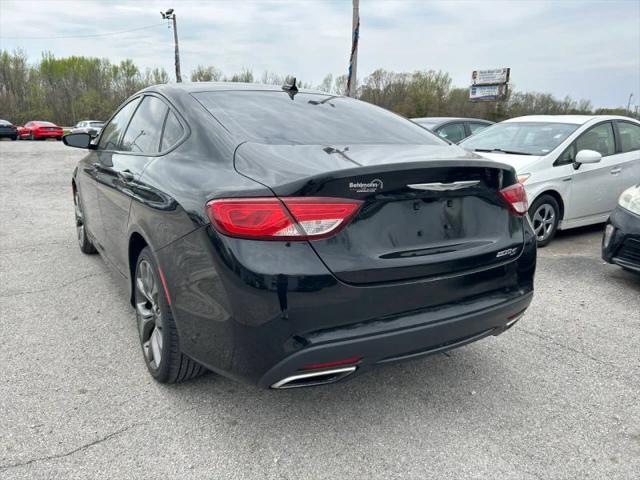 2015 Chrysler 200 S