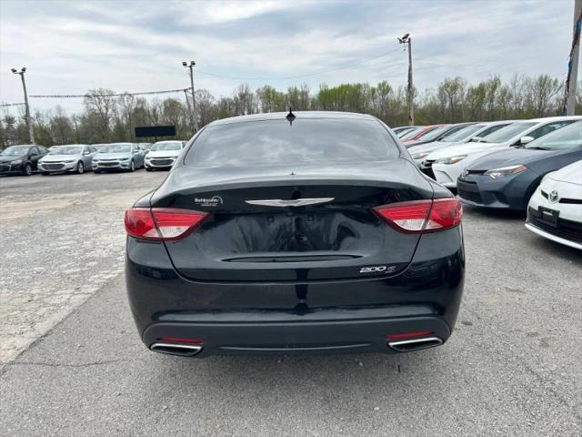 2015 Chrysler 200 S