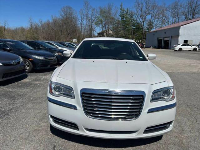 2011 Chrysler 300 Base
