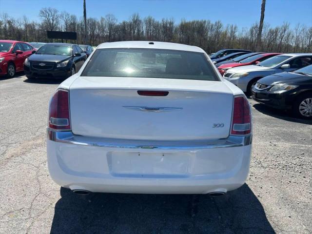 2011 Chrysler 300 Base