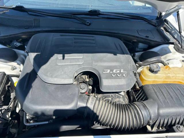 2011 Chrysler 300 Base
