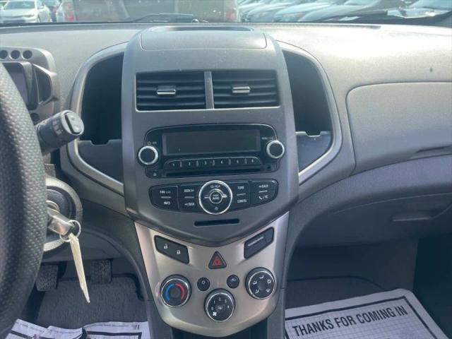 2012 Chevrolet Sonic 1LT