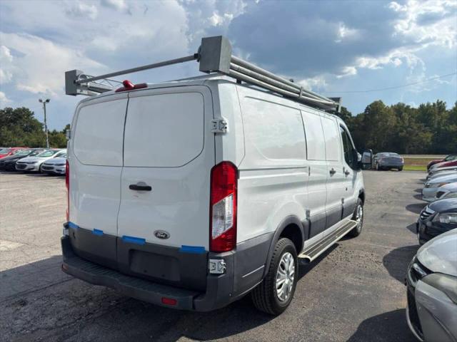 2015 Ford Transit w/60/40 Side Door w/RWB
