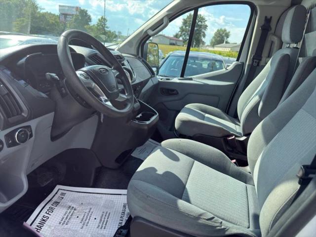 2015 Ford Transit w/60/40 Side Door w/RWB
