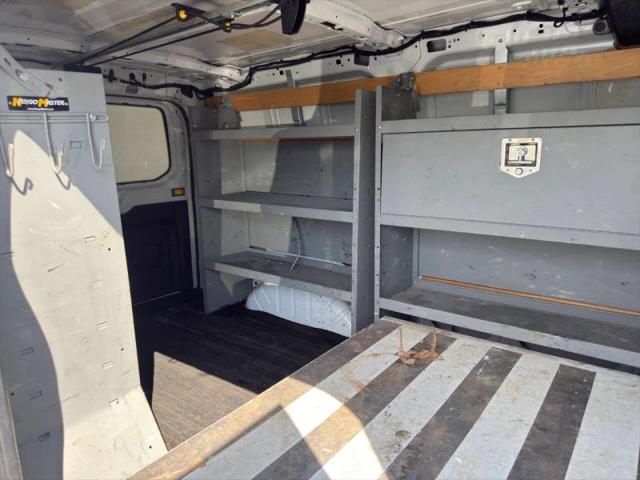2015 Ford Transit w/60/40 Side Door w/RWB